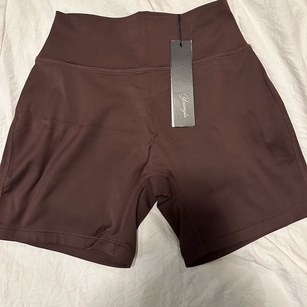 YoungLA M curvy shorts